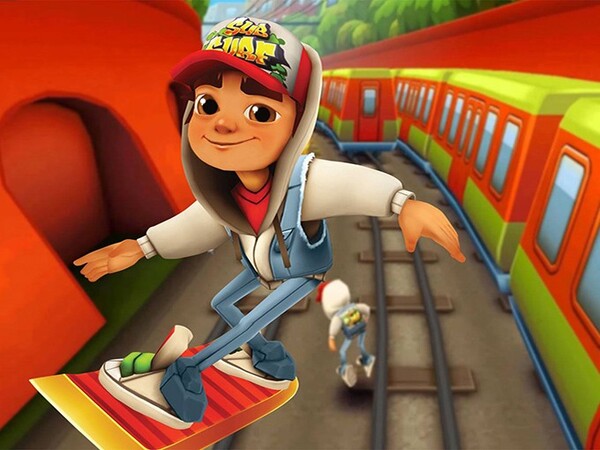 Coins and keys serve as the backbone of Subway Surfers' economy